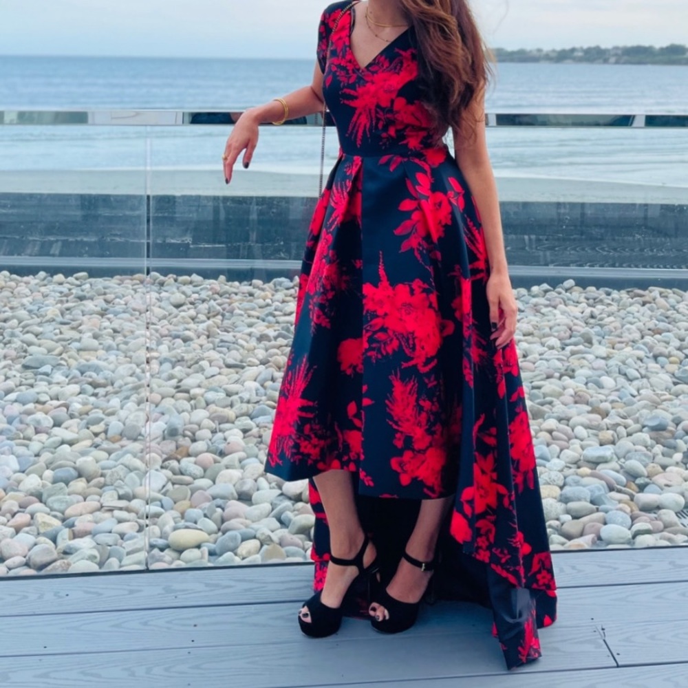 Designer Dress from Bloomingdales Size 4